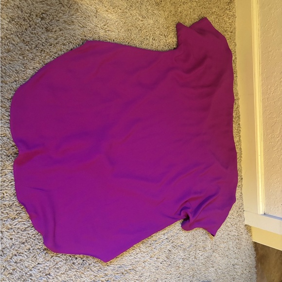 Top - Picture 3 of 3